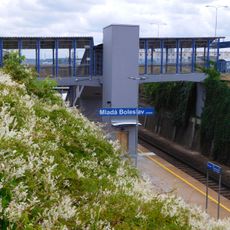 Lávka přes zastávku Mladá Boleslav město