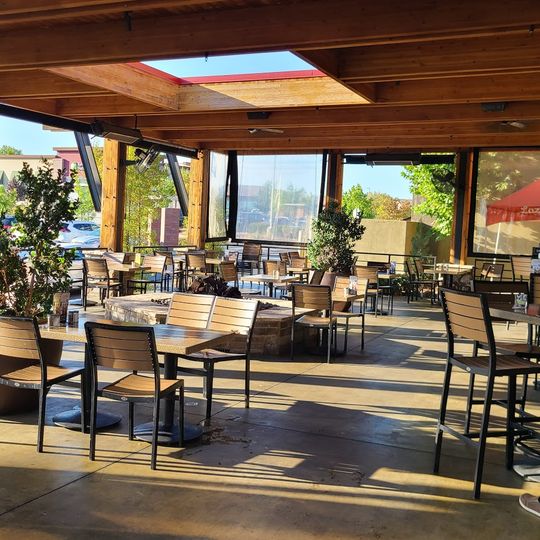 Lazy Dog Restaurant & Bar