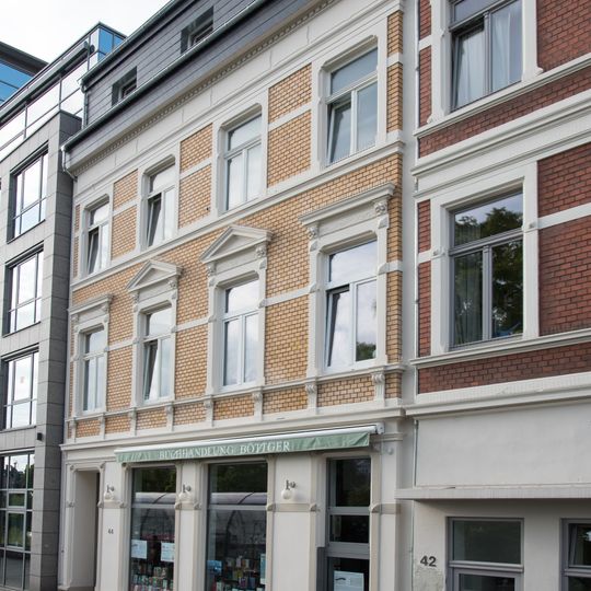 Maximilianstraße 44