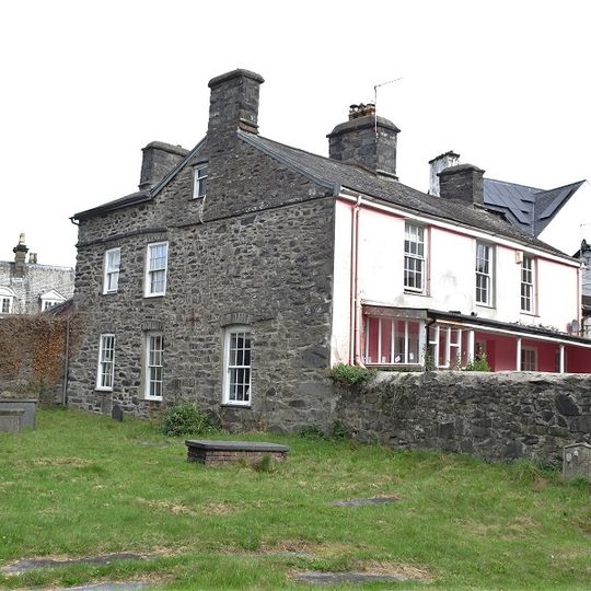 Tyn-Y-Ffynwent