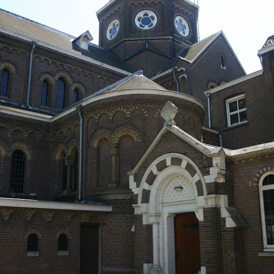 Onze-Lieve-Vrouw van Altijddurende Bijstand, Roosendaal