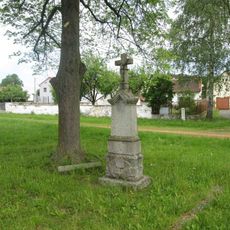 Kříž v severní části Babína