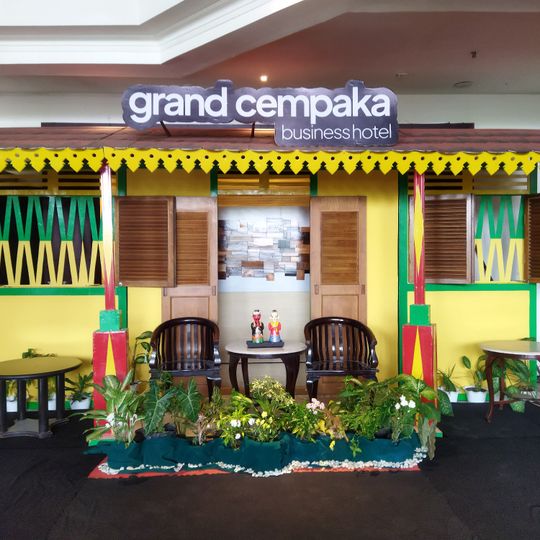 Grand Cempaka Business Hotel