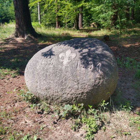 Pomník 75 let skautingu v Písku