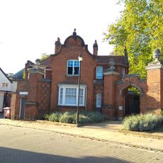 Lodge To Christchurch Mansion
