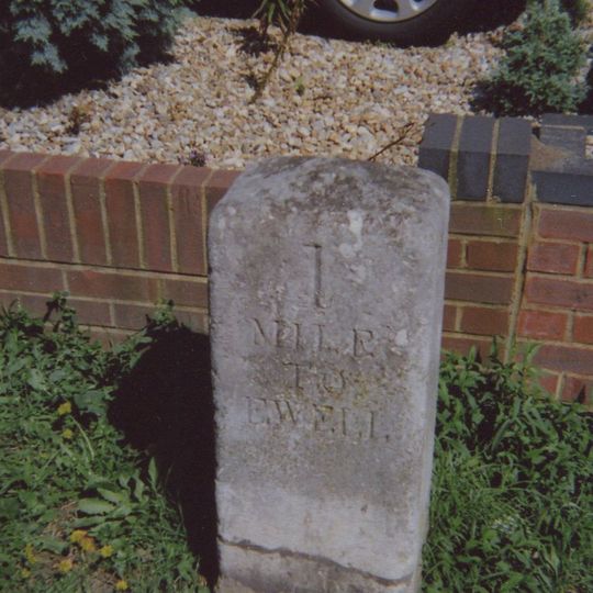 Milestone Outside No 226
