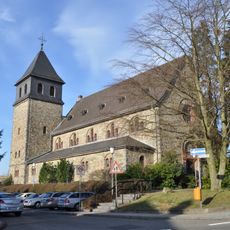 Katholische Pfarrkirche Maria Hilf
