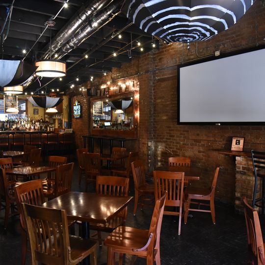 Elgin Public House
