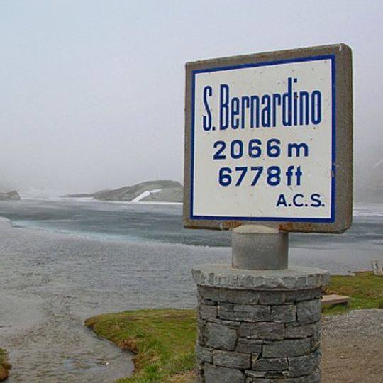 San Bernardino Pass