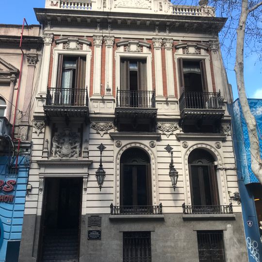 Edificio Centro Gallego de Montevideo