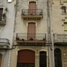 House in carrer Torres i Bages, 14