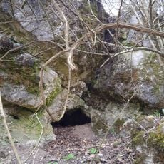 Sárkány-lyuk-völgyi Cavity