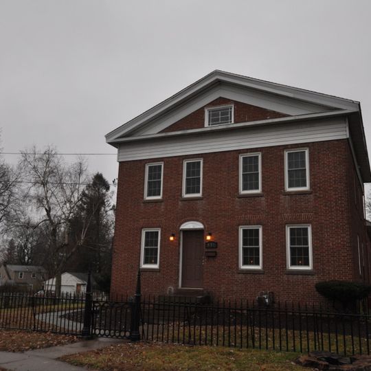 Capt. James Loomis House