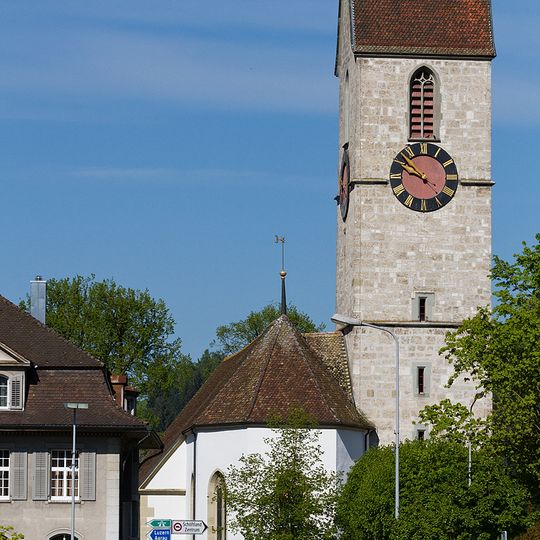 Evangelisch-Reformierte Kirche und Pfarrhaus