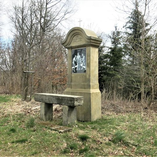 Kaplička X. zastavení křížové cesty u Lobendavy