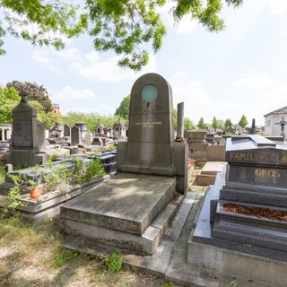 Grave of Merrill