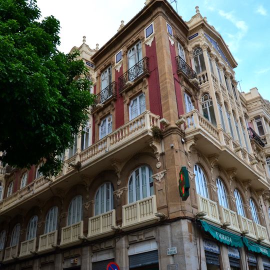 Edificio de viviendas de Carmen Algarra