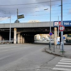 Železniční most přes ulici Bubeníčkova