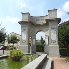 Monumento ai caduti di Grezzago