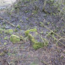 Kříž západně od Horních Kozolup u zničené cesty