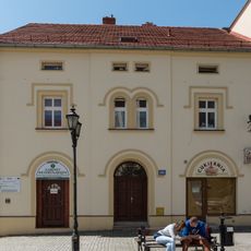 1 Wolności Square in Bardo