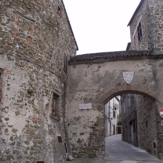 Porta Fiorella