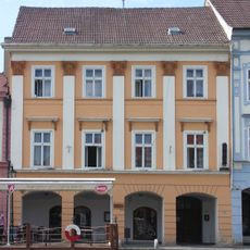 Mírové náměstí 14