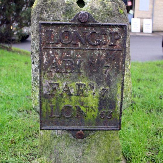 Milestone, Faringdon Road; in front of shops