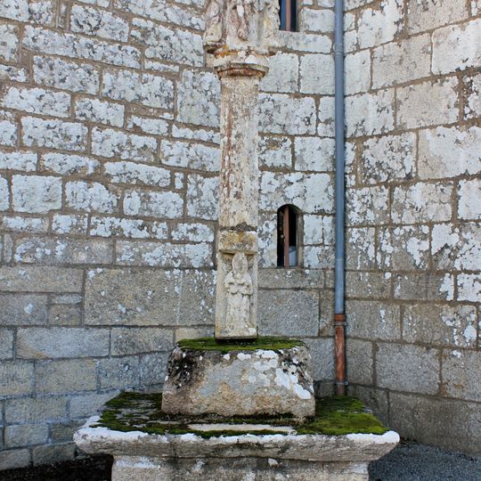 Croix du cimetière de Buléon