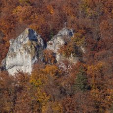 Felsgruppe in der Groppenhofener Leite N von Ried