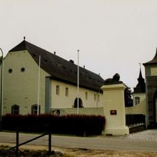 Meerssenhoven Castle: coach house