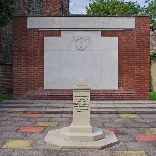 Stourport on Severn war memorials