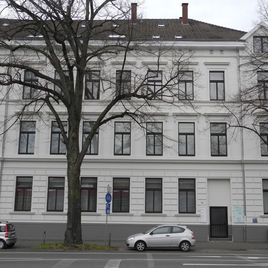 Friedrich-Ebert-Straße 138