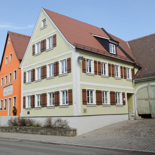 Rothenburger Straße 4