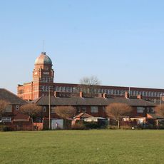 Manor Mill, Chadderton