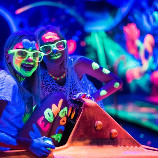 Neongolf