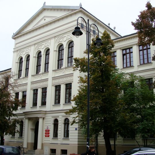 Szkoła, ob. Liceum Sztuk Plastycznych