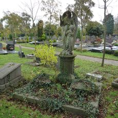 Molenstraat Roman Catholic Cemetery