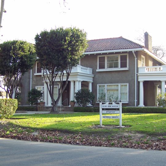 Bloss Mansion