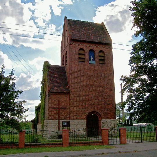 Kościół Matki Bożej Królowej Polski w Opolu-Grotowicach