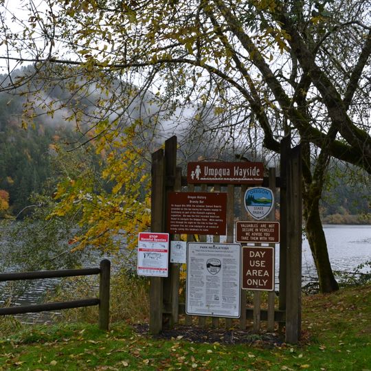 Umpqua State Scenic Corridor