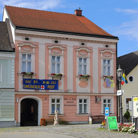Glas- und Steinmuseum Gmünd