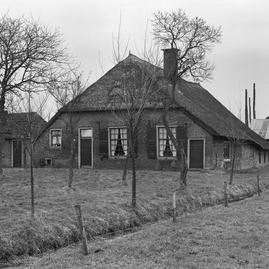 Bovenstraatweg 80, Oldebroek