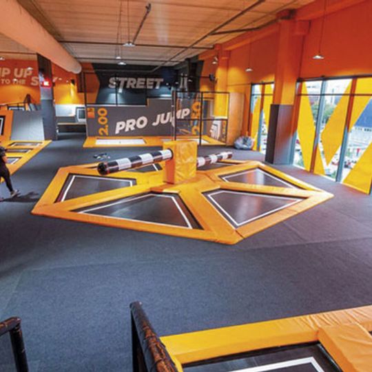 Urban Planet Las Rejas: Trampoline Park
