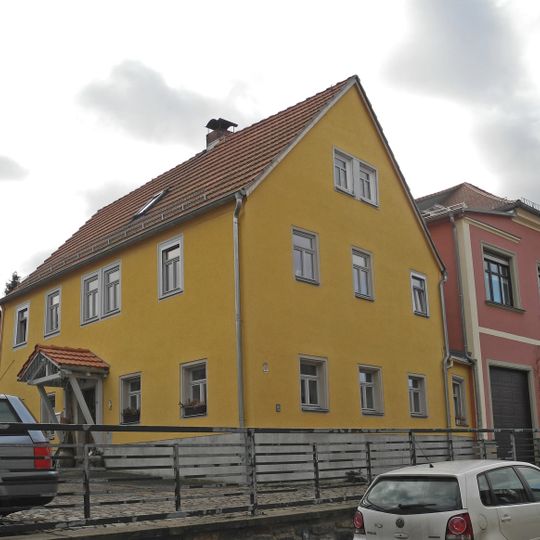 Wohnhaus in offener Bebauung Berggasse 2