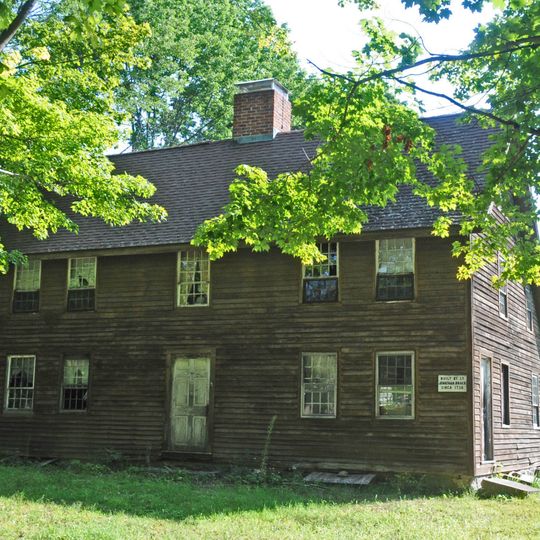 Burlington–Harmony Hill Roads Historic District