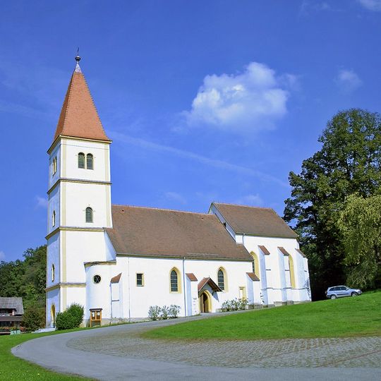 Cerkev Marijinega vnebovzetja, Grad