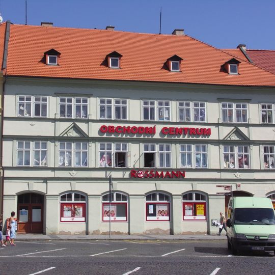 Mírové náměstí 34