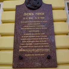 Pamětní deska Zdeňka Fibicha na paláci Žofín v Praze