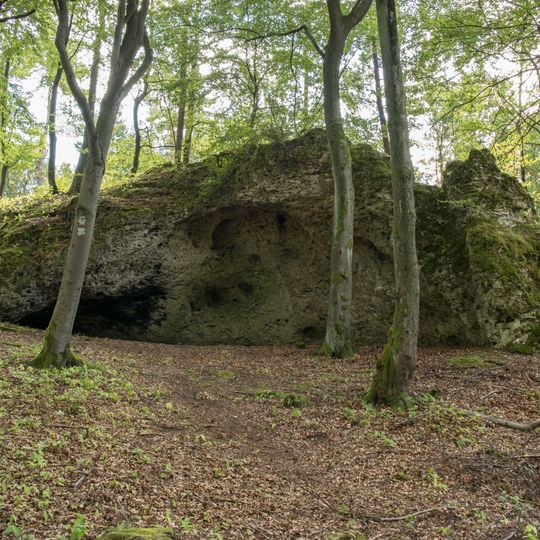Dolomitfels mit Höhle Alter Keller W von Neudorf